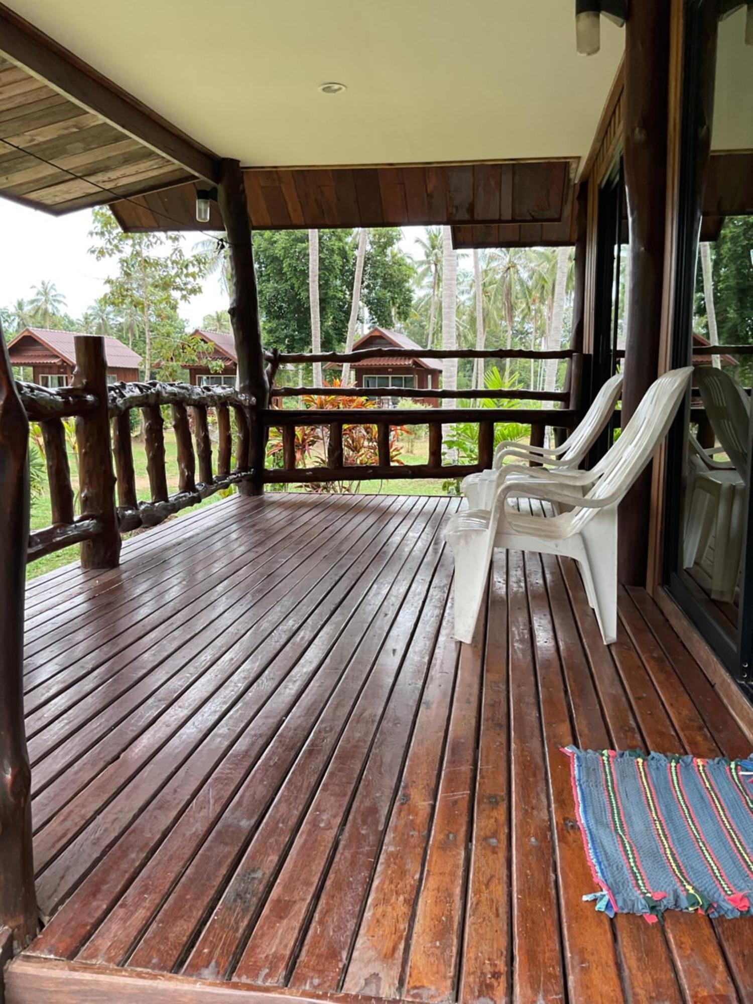 Kohjum Freedom Resort Koh Jum Exterior foto